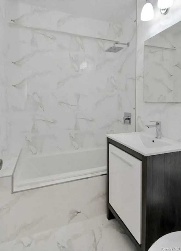 77 West 55th Street #15H - Photo 5 of 7