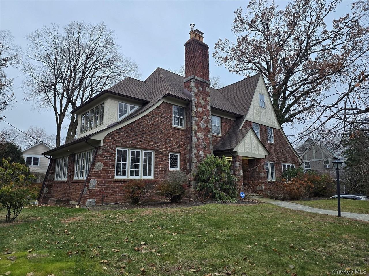 16 Bon Air Ave - Photo 2 of 25