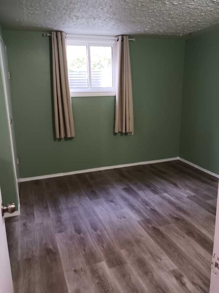 54 Sheridan Drive - Photo 6 of 19