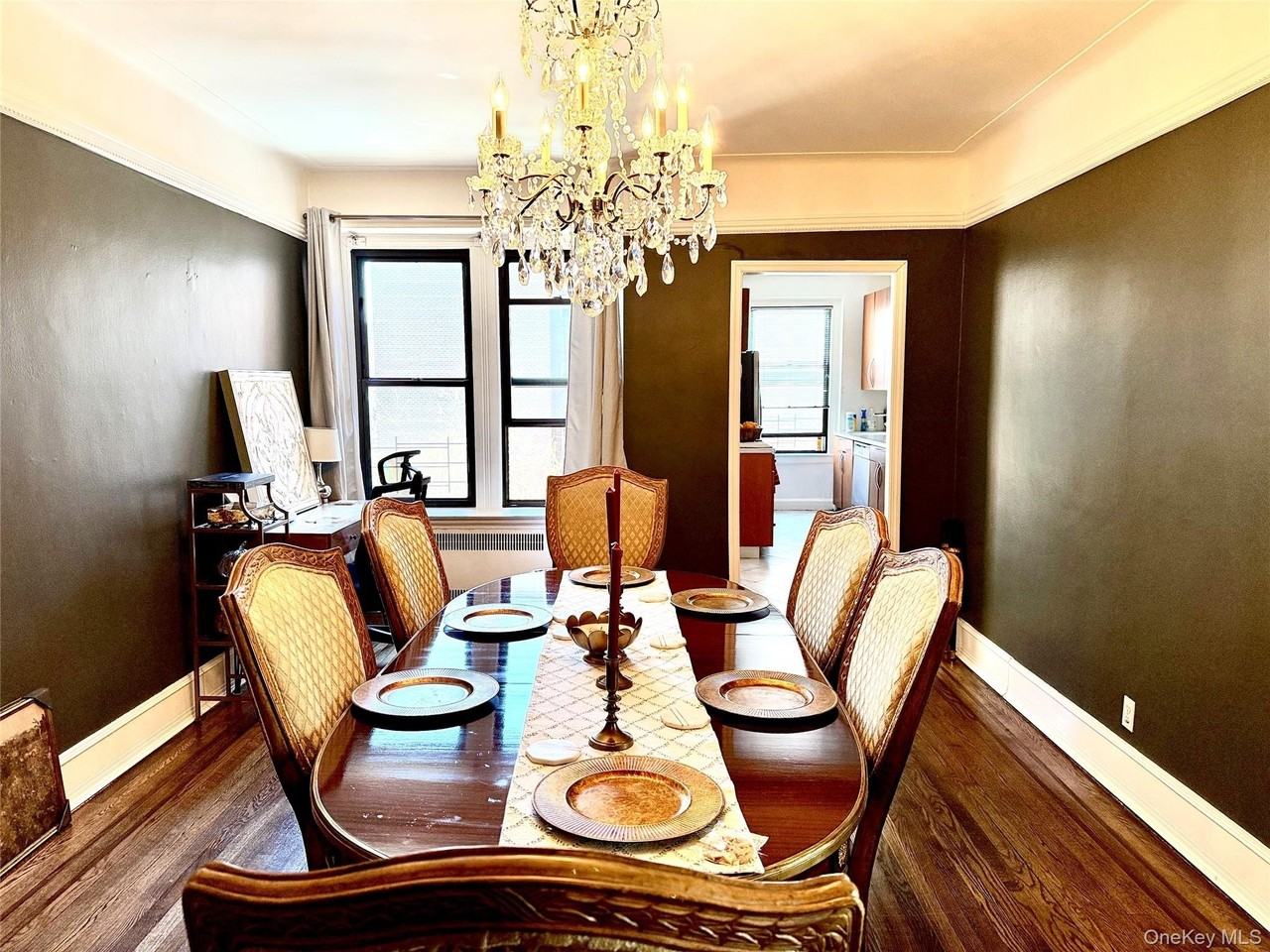 7320 Austin St Apt 4a - Photo 4 of 17