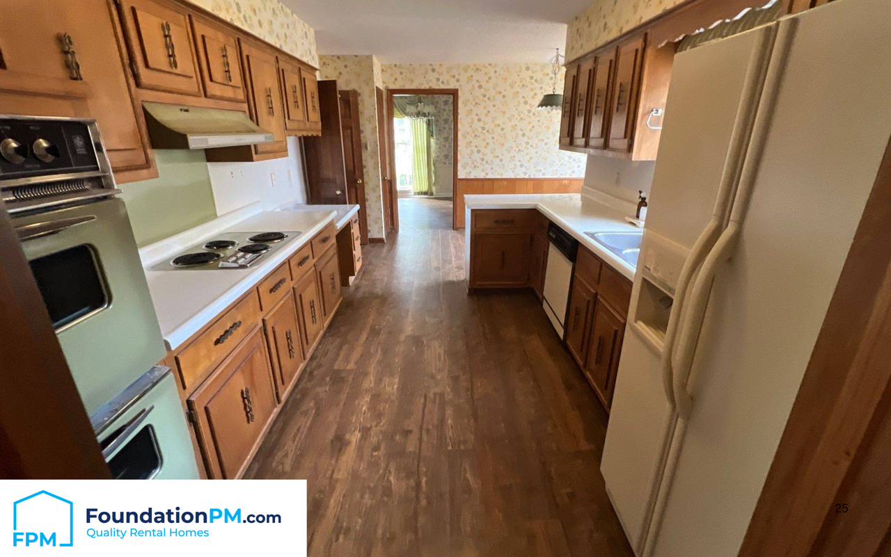 2608 Abercorn Cv #1 - Photo 3 of 9