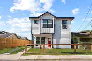 featured image of 323 Gabriel - 1Unit 101 #1