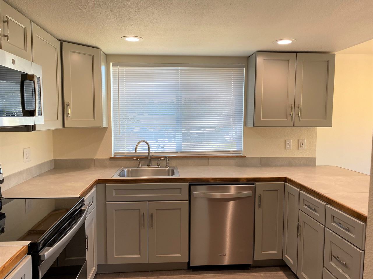 5517 108th Avenue Court East - Photo 3 of 13