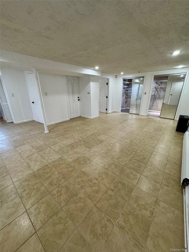 15 New York Ave - Photo 4 of 16
