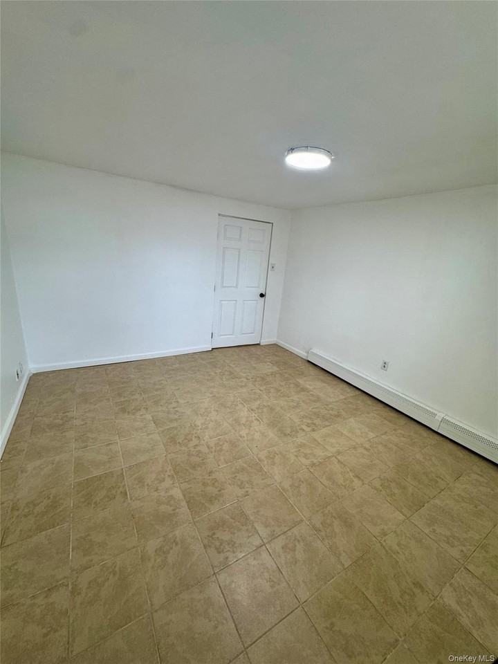 15 New York Ave - Photo 6 of 16