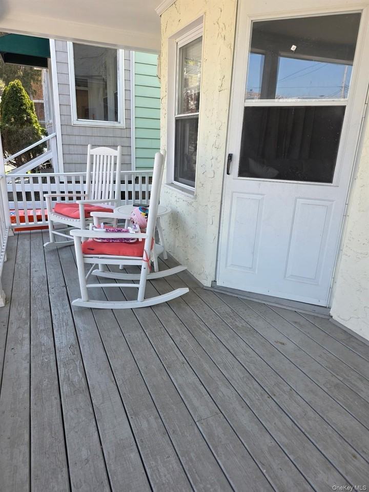 40 Parsons St Apt 1 - Photo 4 of 10