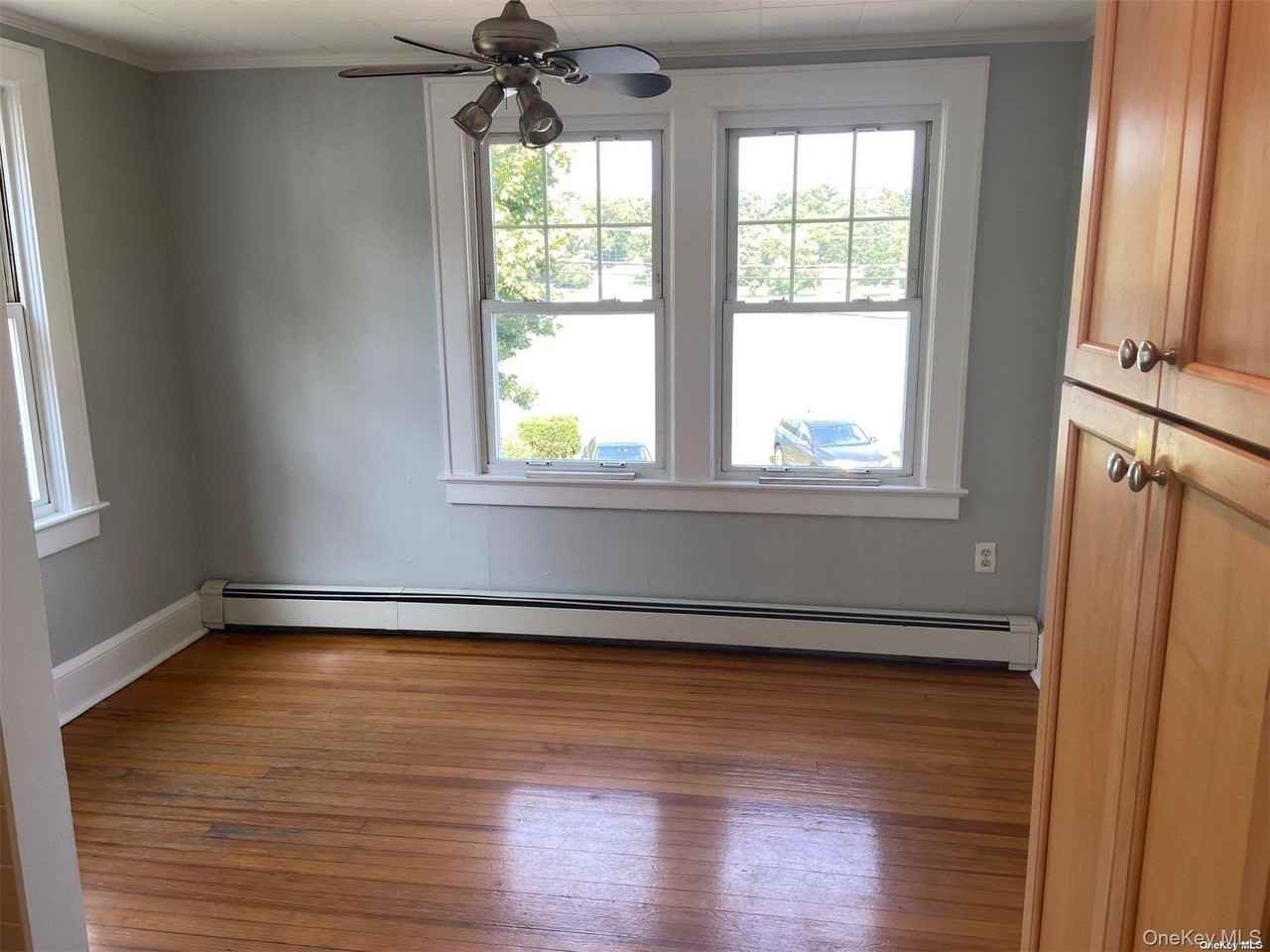 51 Centershore Road unit: Upper - Photo 7 of 20