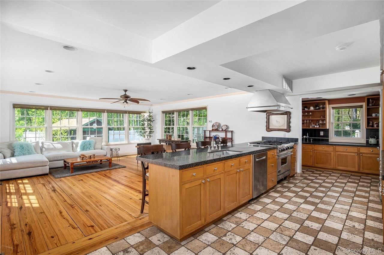 197 Route 9w - Photo 7 of 26