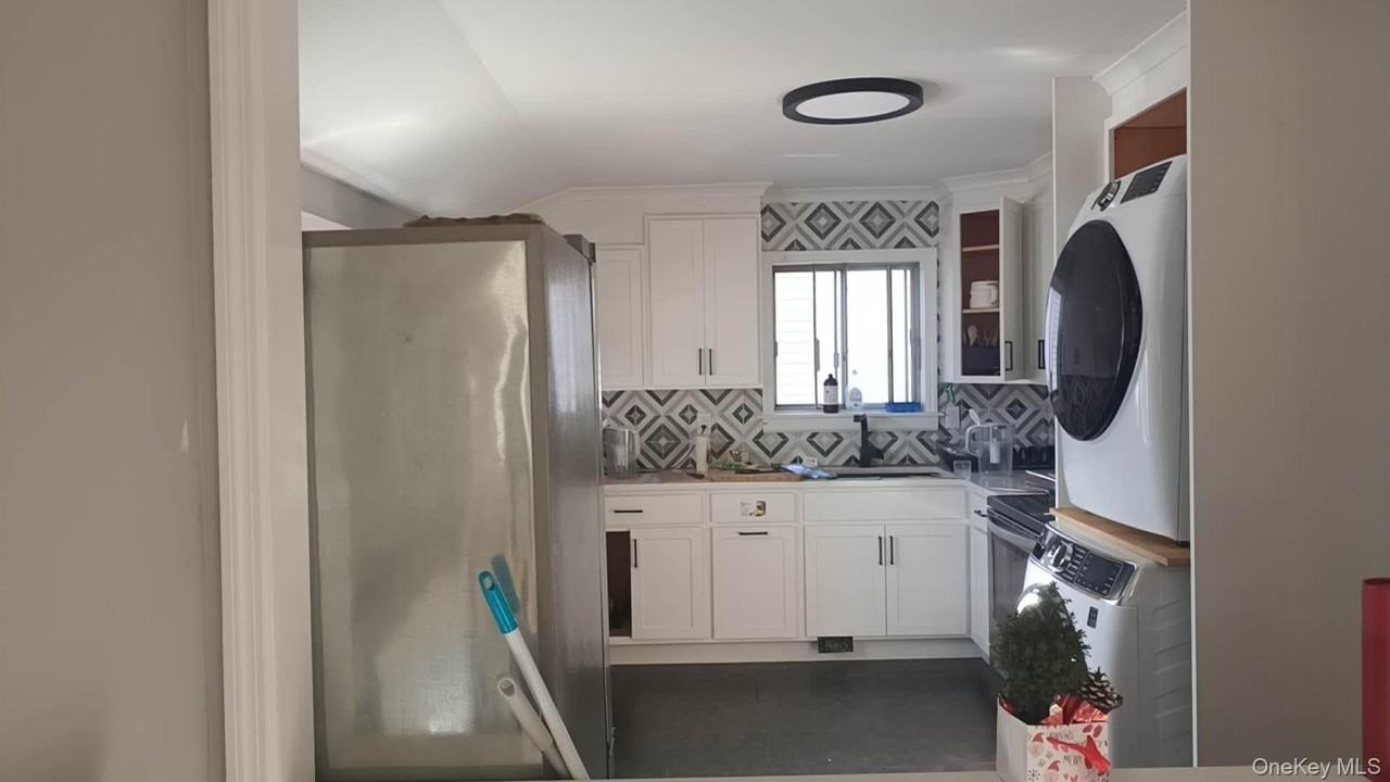 10 Vilno Ct Unit 2 - Photo 2 of 4