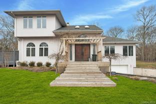 35 Bay Ave W - Photo 1 of 1