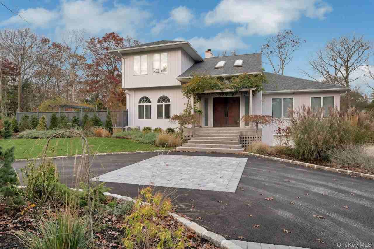 35 Bay Ave W - Photo 4 of 23