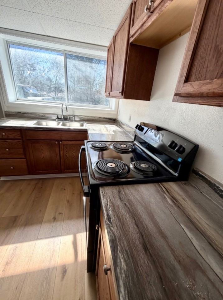 711 W Eastland St ##C - Photo 3 of 7