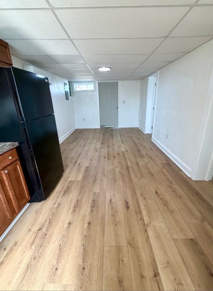 711 W Eastland St ##C - Photo 6 of 7