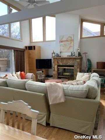 736 Ocean Breeze - Photo 2 of 11