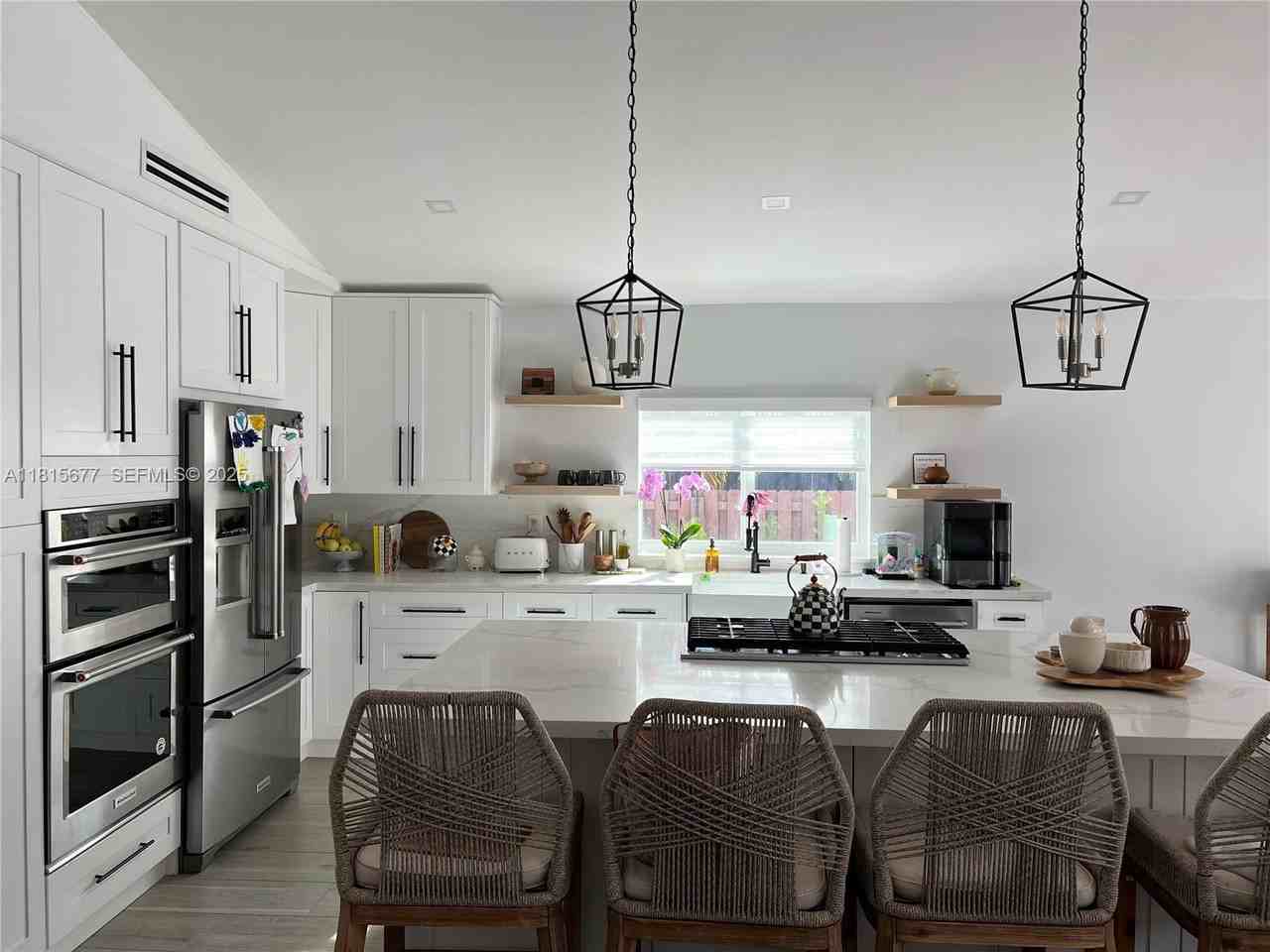 15830 Southwest 85th Street - Photo 2 of 18