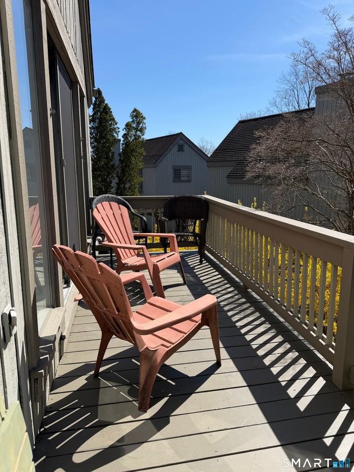 235 Heritage Vlg - Photo 4 of 10