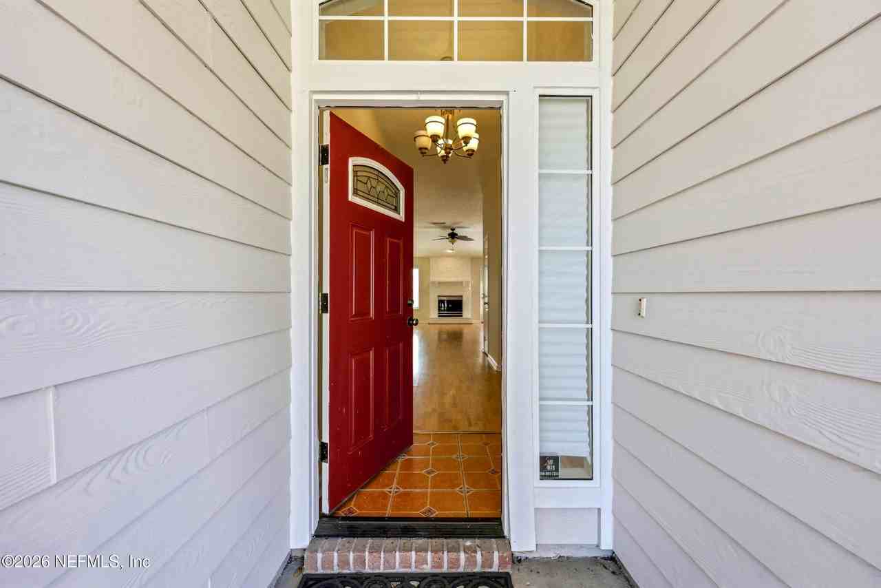 2928 Waters View Cir - Photo 2 of 31