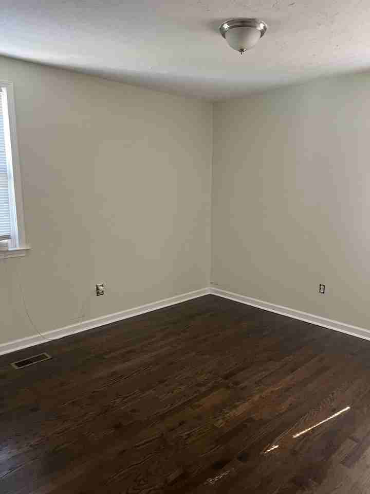 5925 Carl Pl - Photo 6 of 8