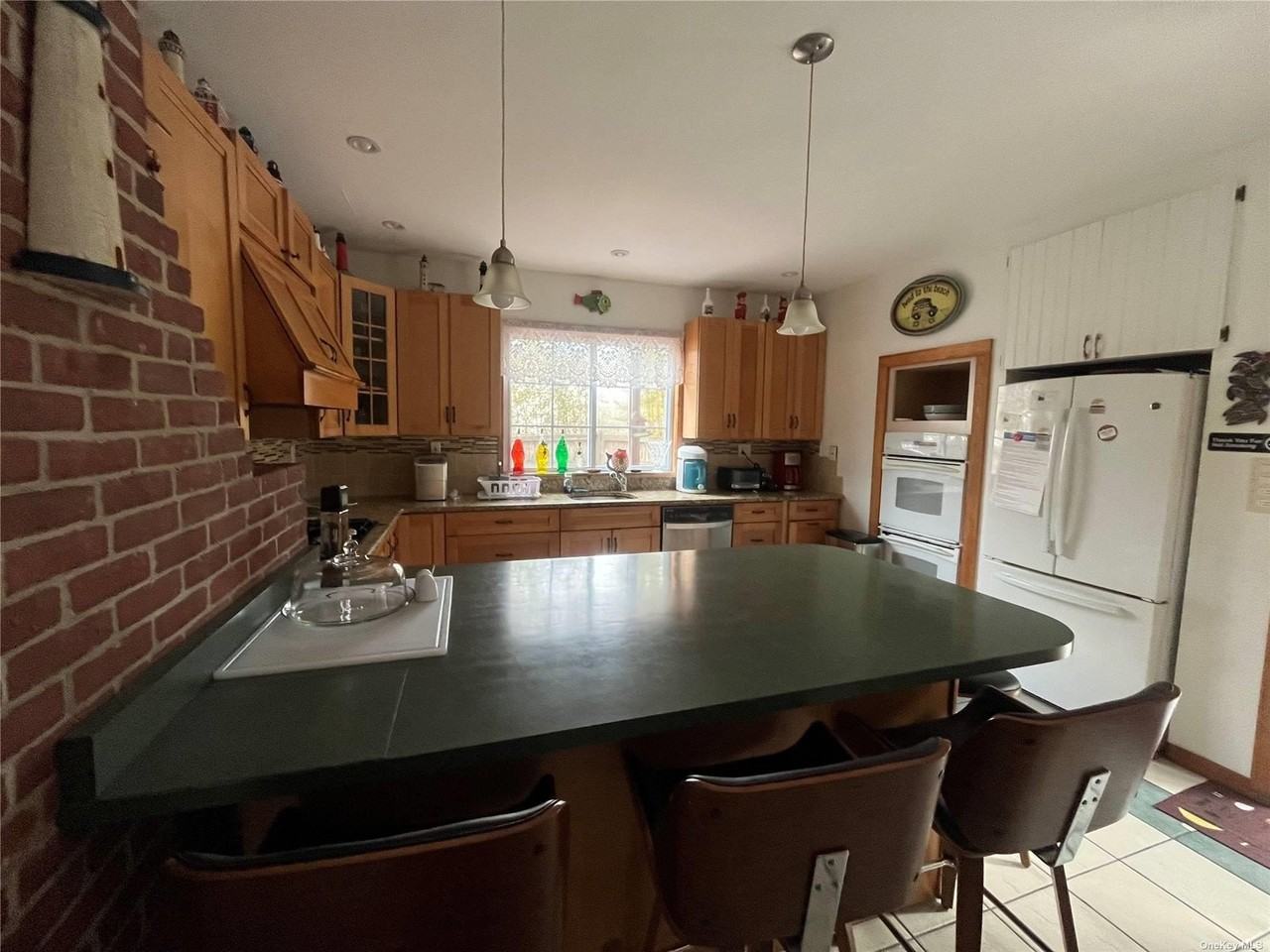 770 Ocean Breeze Walk - Photo 3 of 8