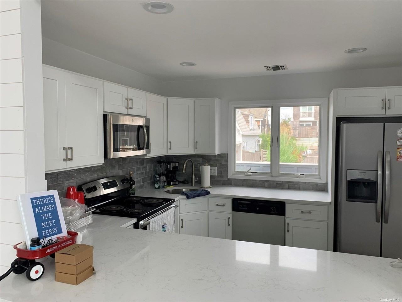 187 Cottage Walk - Photo 4 of 9