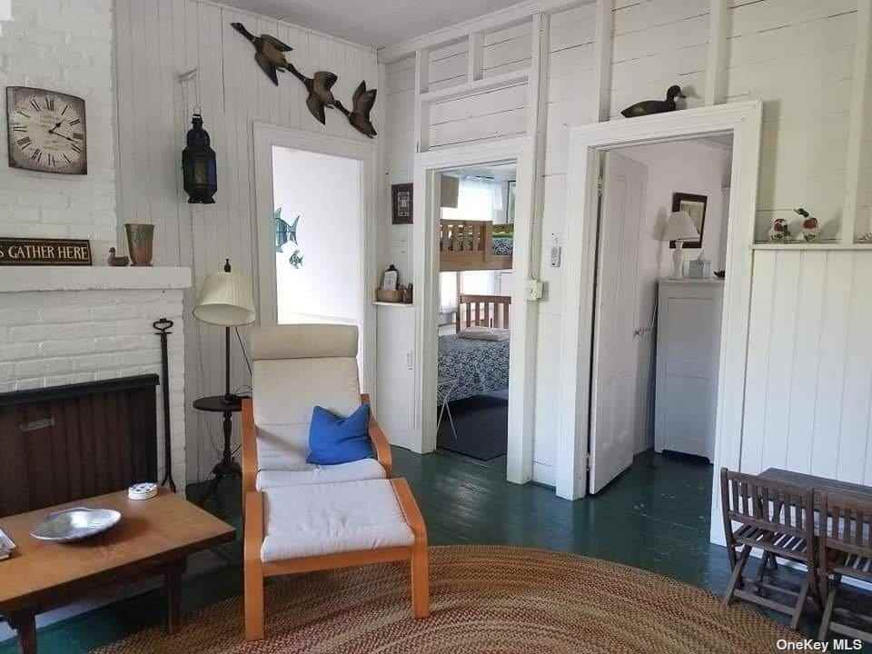 276 Cottage Walk - Photo 2 of 15