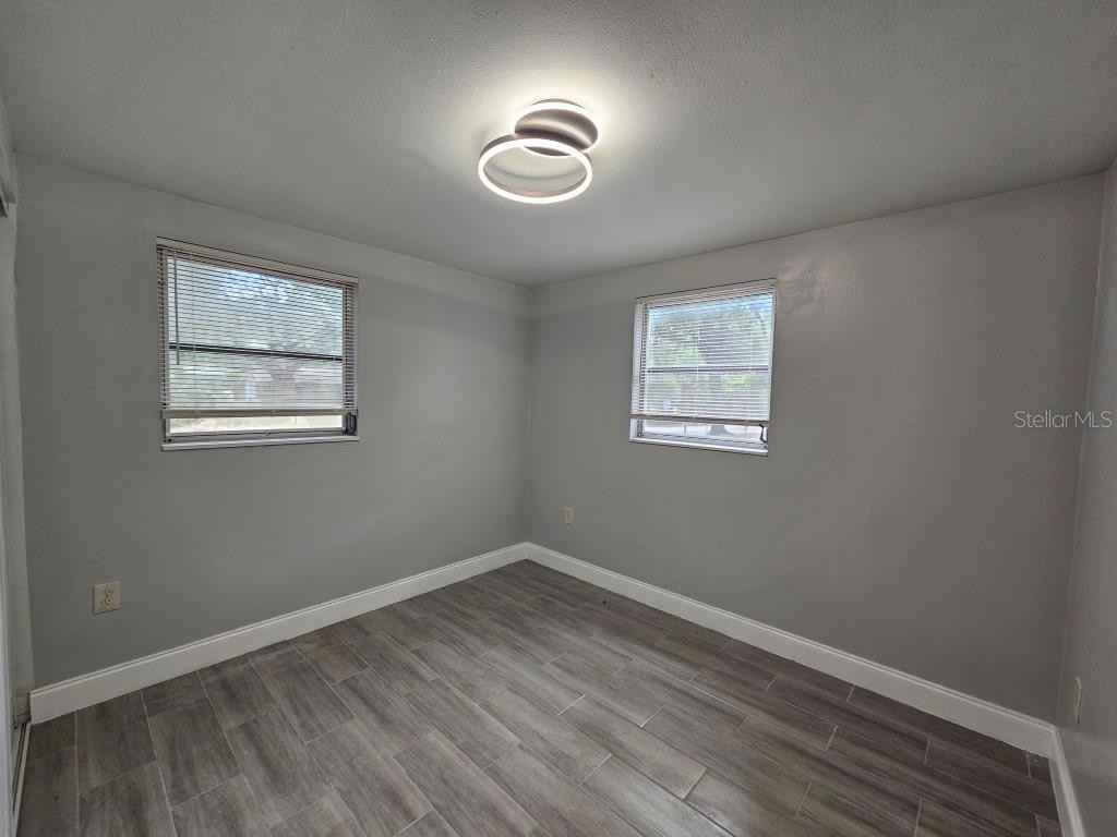 5322 Pine St ##A - Photo 7 of 11