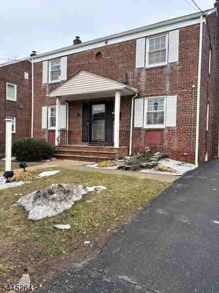 1485 Morris Ave 2nd Fl - Photo 3 of 19