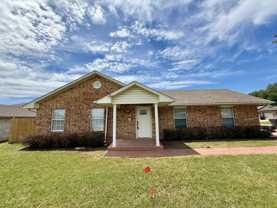 427 N Rockford Pl #1 - Photo 1 of 1