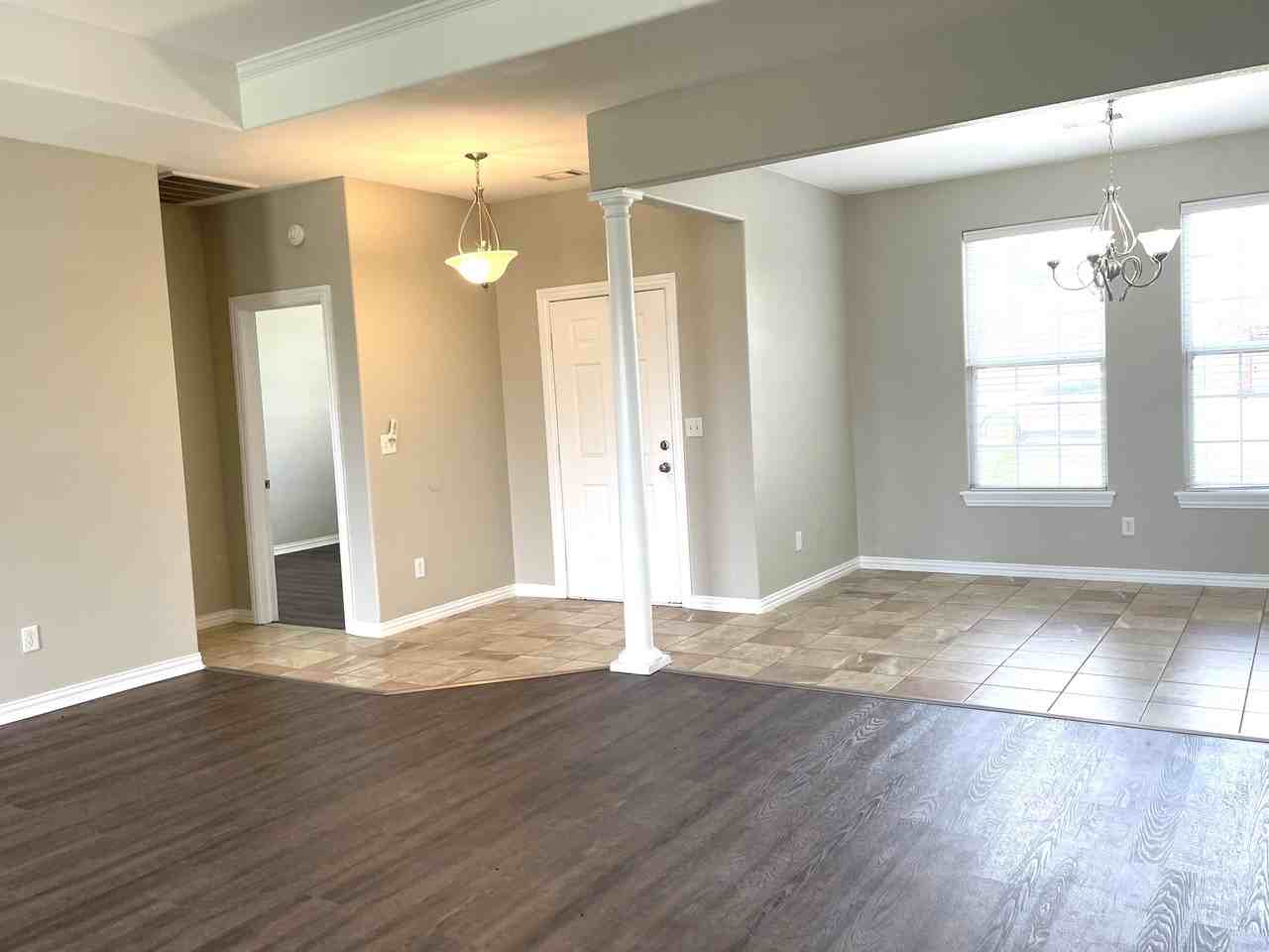 4904 Caddo Creek Ct #1 - Photo 7 of 32