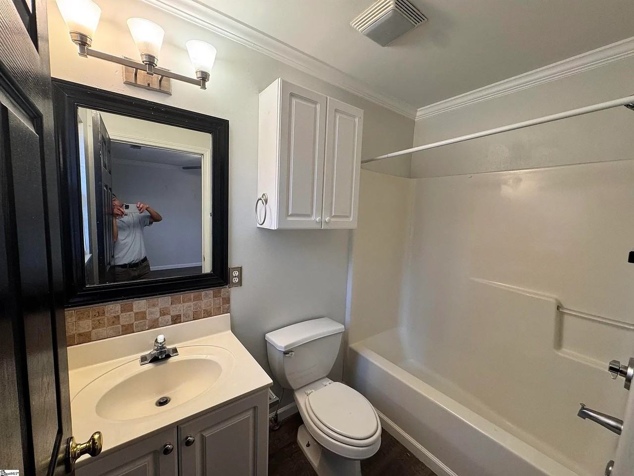 58 Ridgestone Cir #1 - Photo 7 of 14