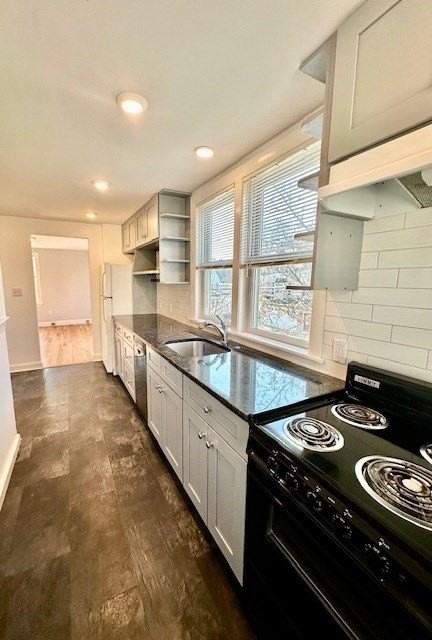 144 Robbins St Unit 4 #4 - Photo 2 of 10