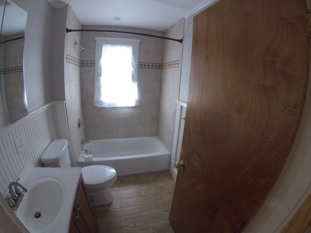 17 Clewley Rd Unit 1 - Photo 6 of 13