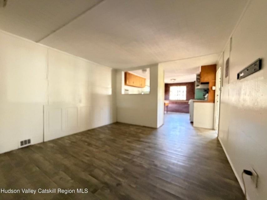 384 Glenerie Blvd - Photo 5 of 15