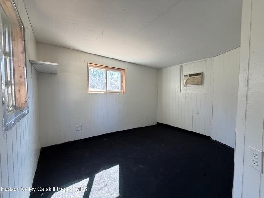 384 Glenerie Blvd - Photo 6 of 15