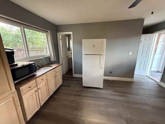 4148 Sw 24th St - Photo 7 of 19