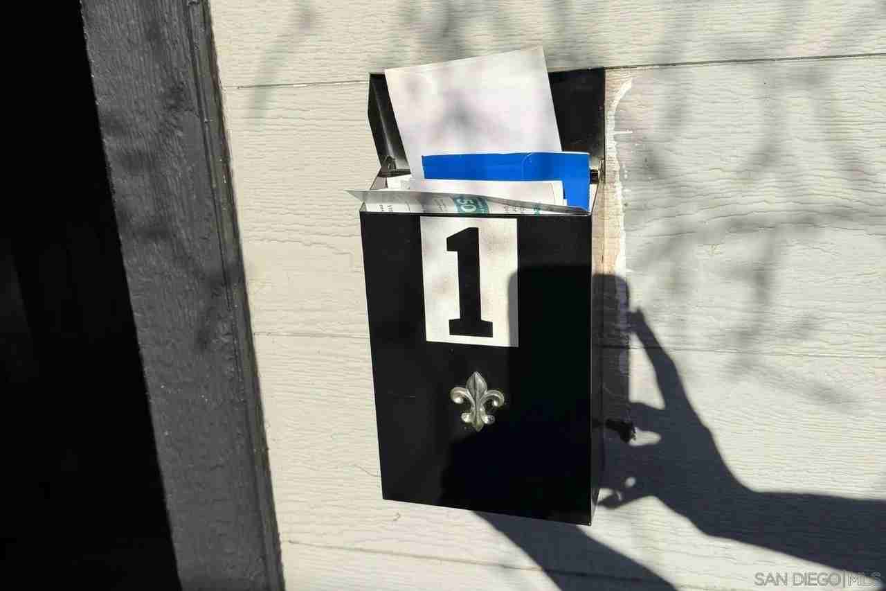 2578 L St Apt 1 - Photo 2 of 15