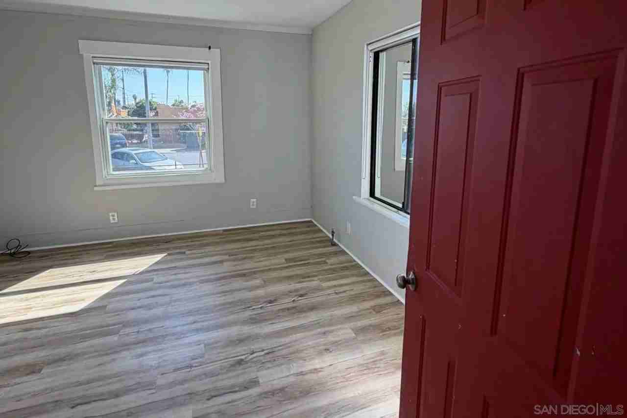 2578 L St Apt 1 - Photo 4 of 15