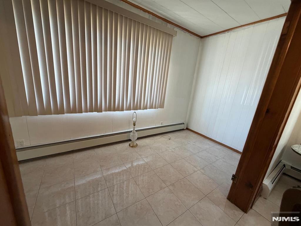 19 John St - Photo 6 of 12