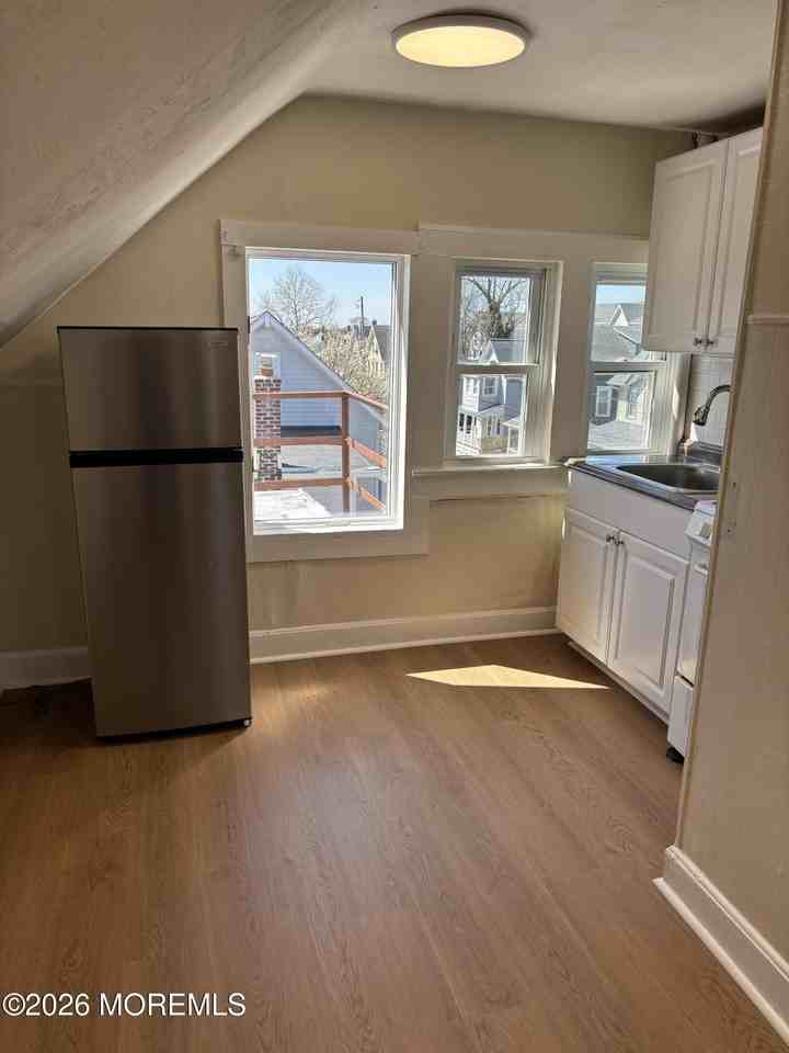 Heck Ave - Photo 6 of 8