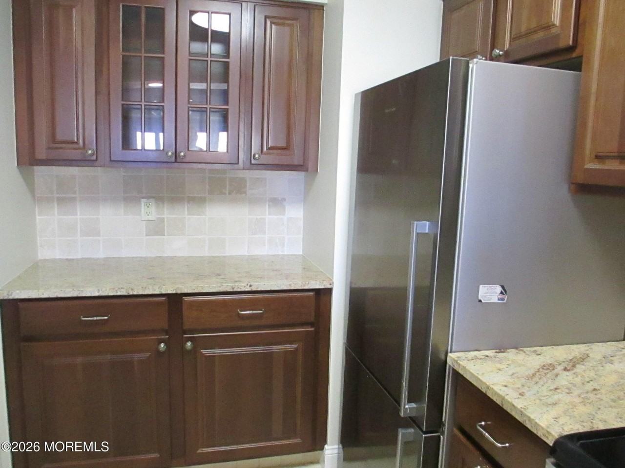 32 Center Ave #14 - Photo 4 of 12