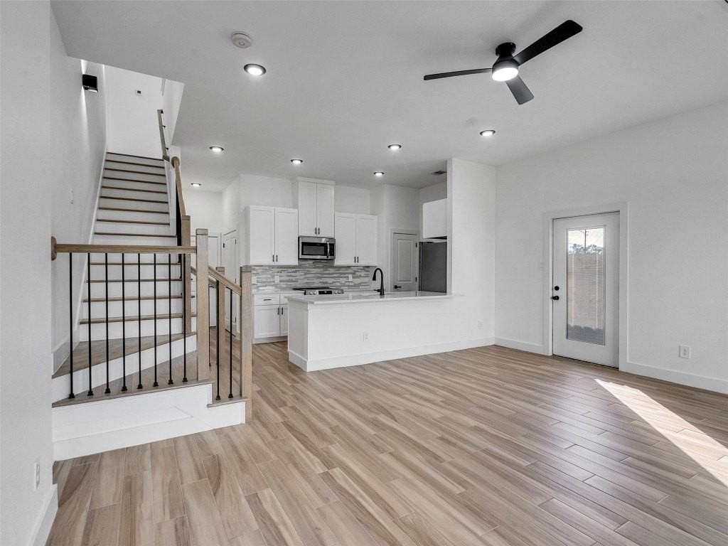 4421 Reed Rd Unit A - Photo 3 of 27