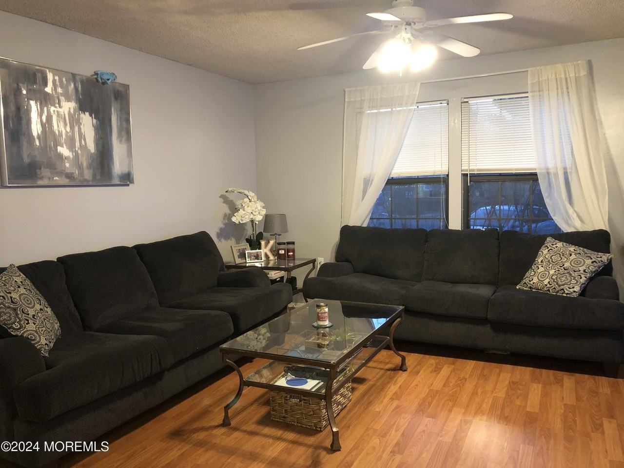 106 Daffodil Dr - Photo 3 of 12