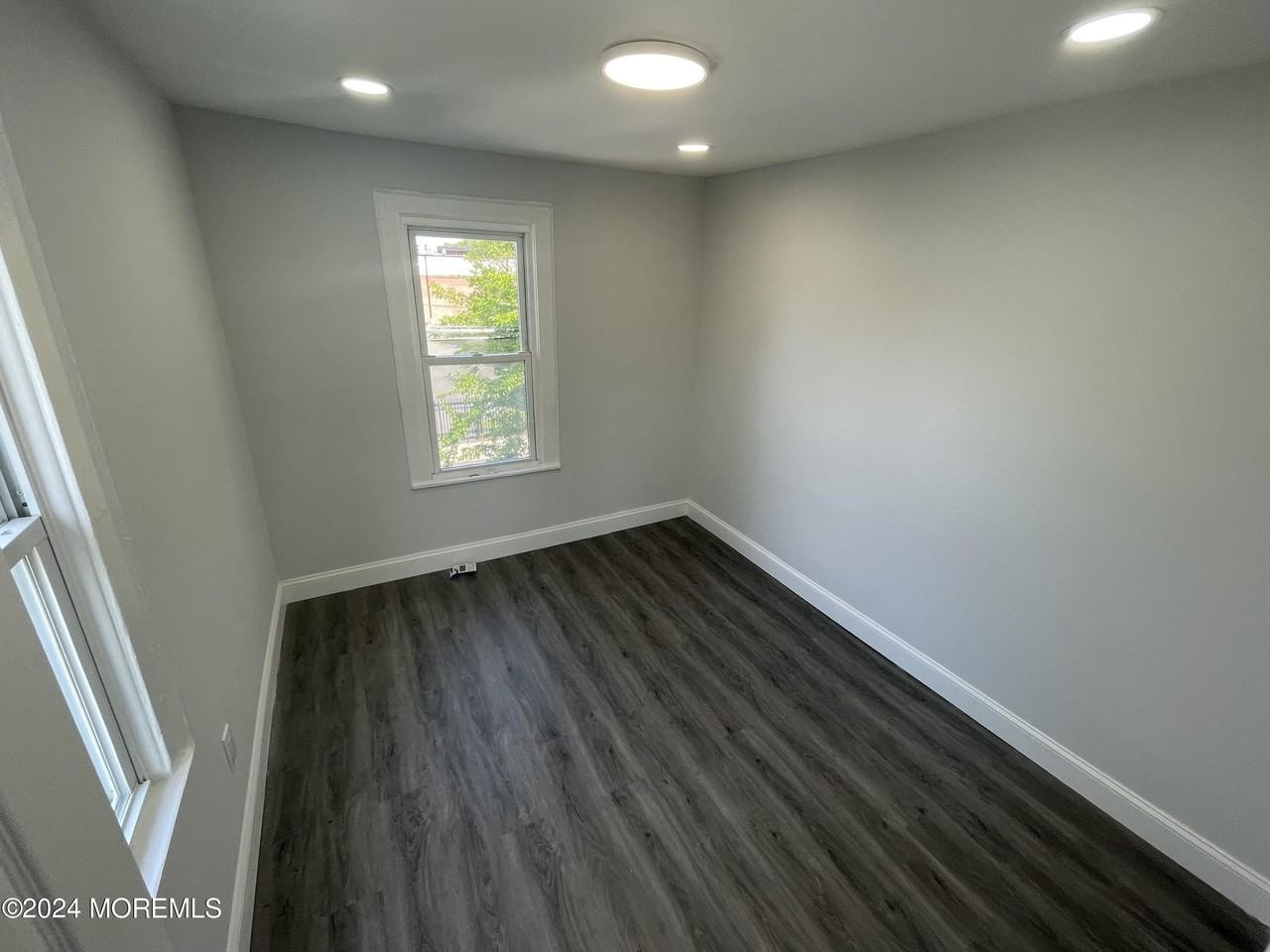 413 Ridge Ave #2 - Photo 3 of 9