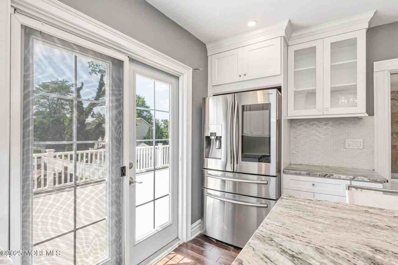 76 South St Unit B - Photo 4 of 33