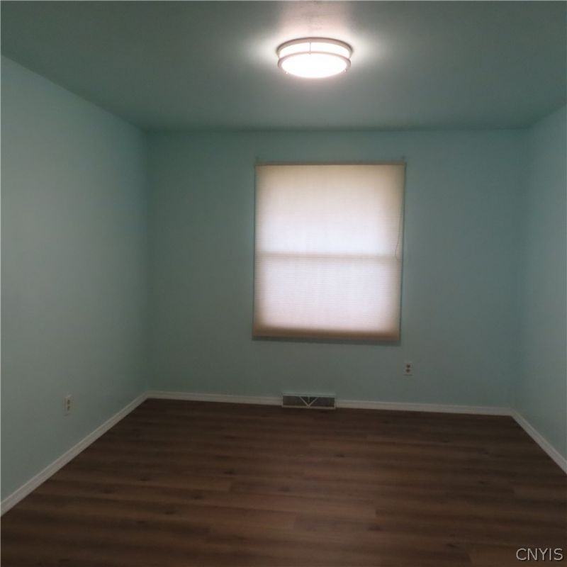 5265 Jamesville Rd - Photo 7 of 18