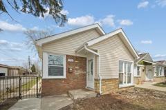 7732 S Springfield Ave - Photo 1 of 1