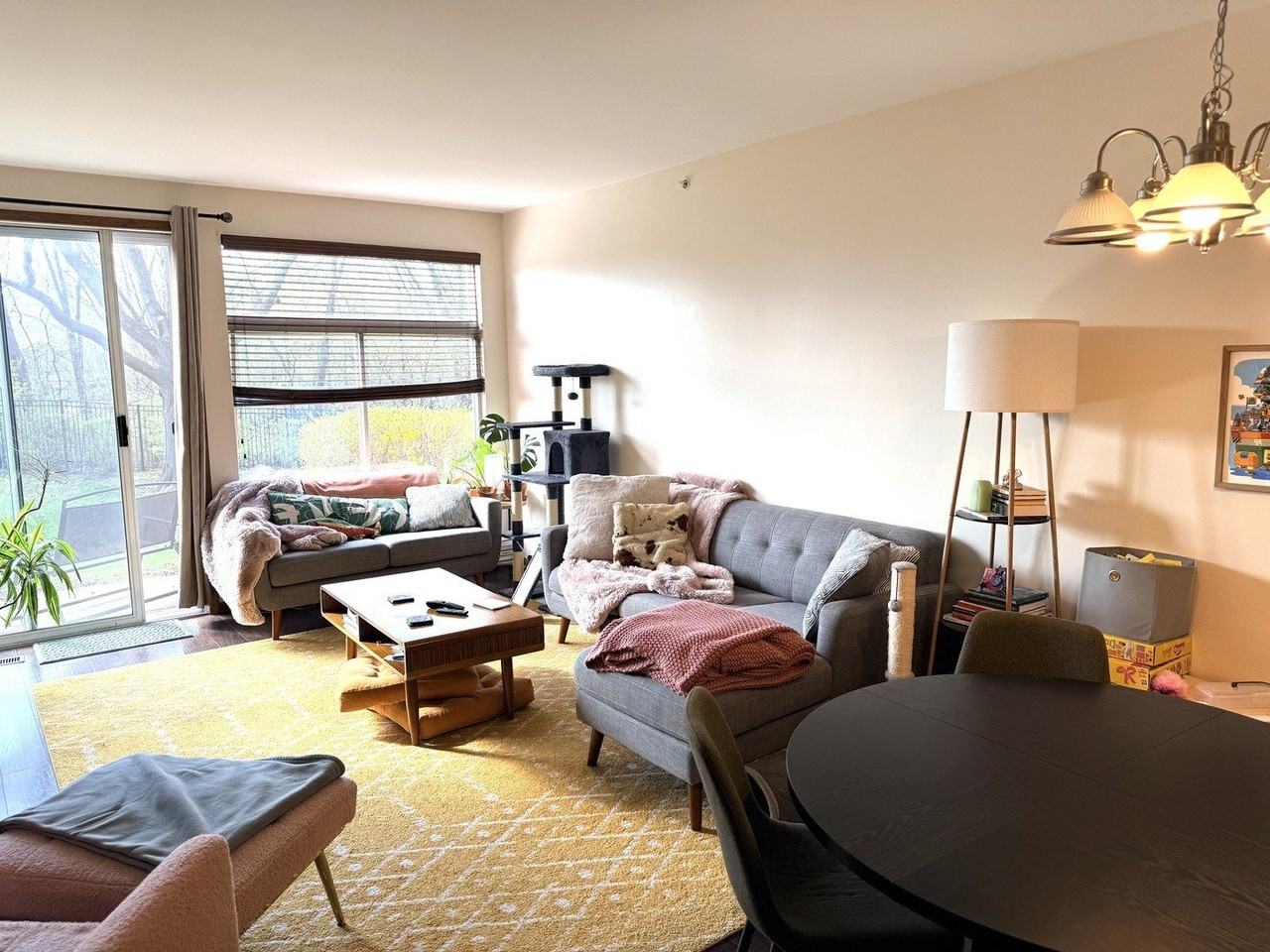 1159 E Addison Ave - Photo 5 of 14