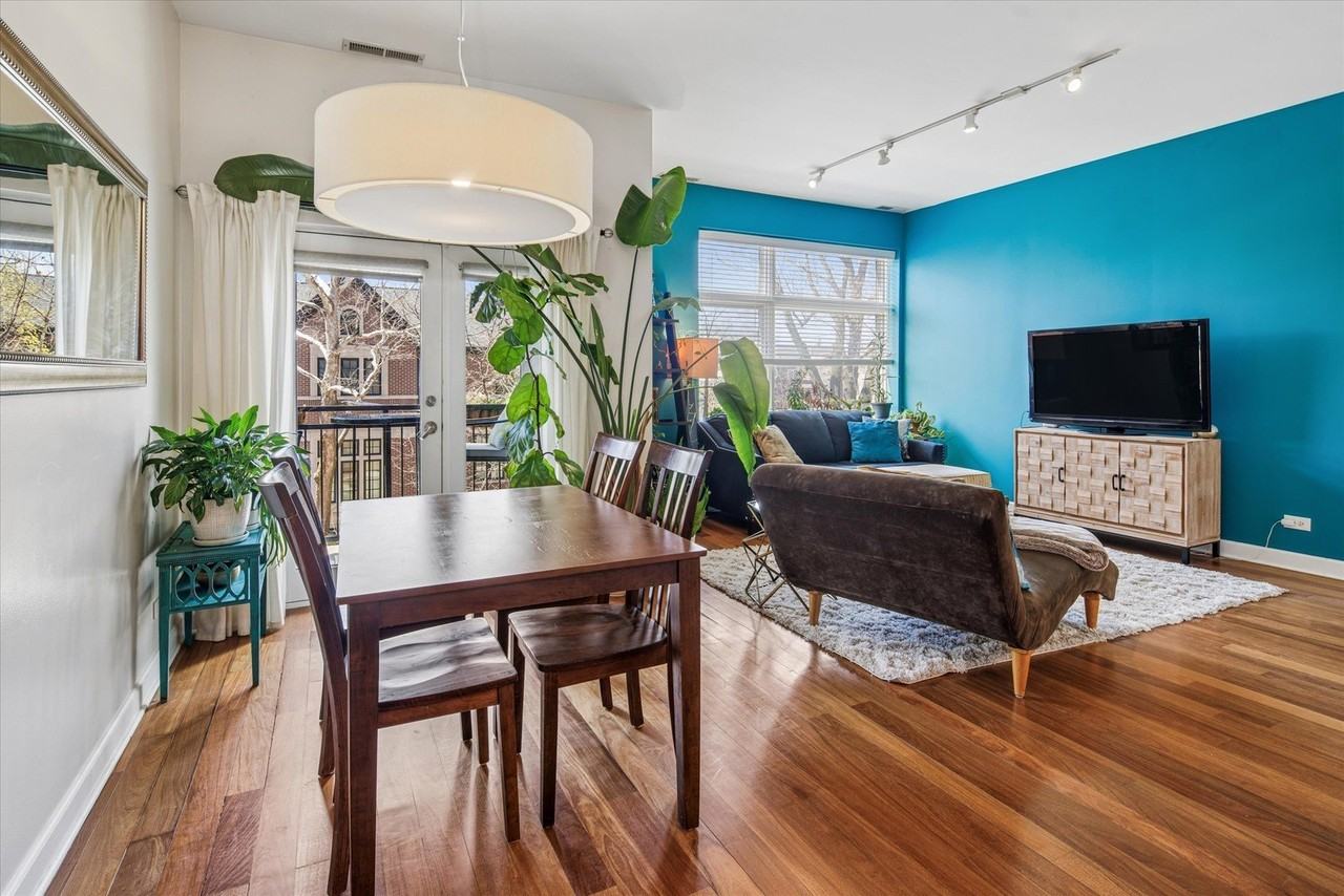 3741 N Wolcott Ave Unit 6 - Photo 5 of 21