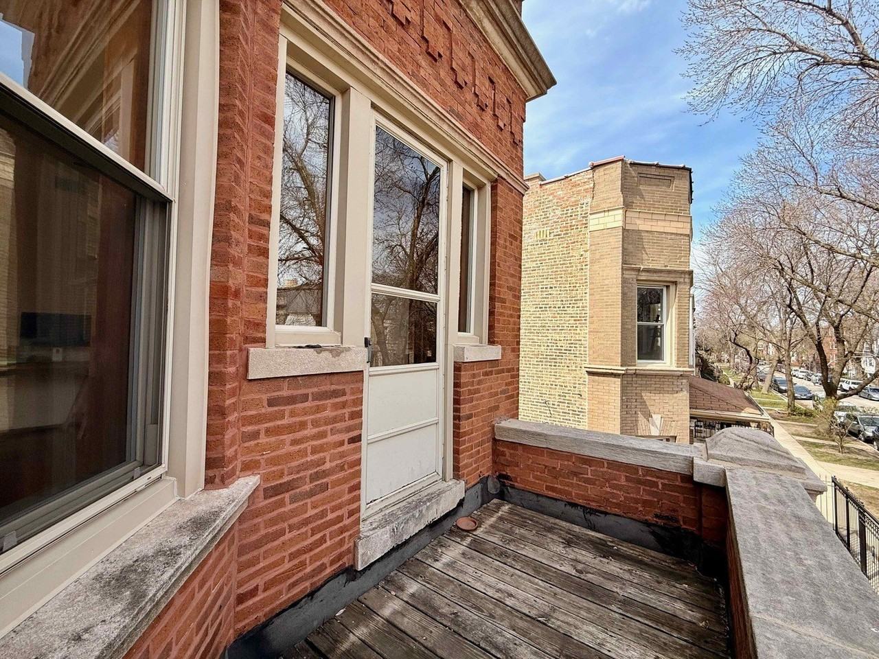 2414 N Spaulding Ave #2F - Photo 4 of 30