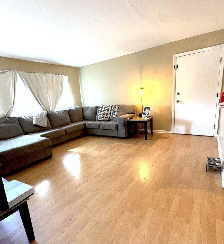 4337 Prescott Ave #2C - Photo 2 of 8